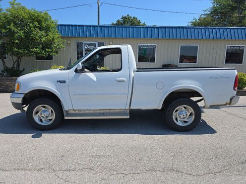 Used 2000 Ford F150 XLT AWD/4WD image 5