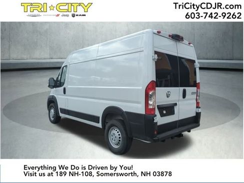 New 2026 RAM ProMaster 2500 w/ Convenience Group image 3