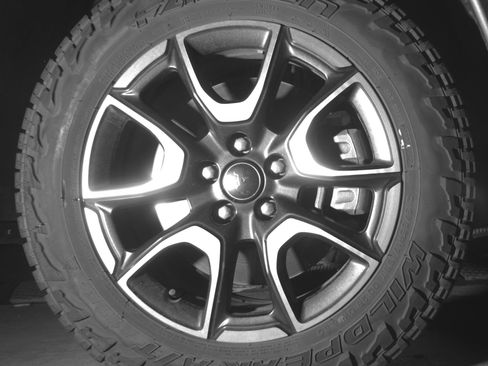 Used 2025 Jeep Compass Trailhawk image 13