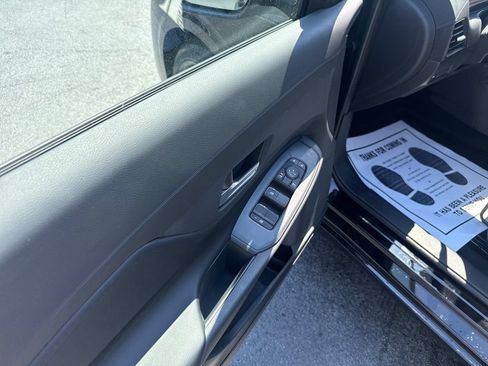 Used 2026 Nissan Sentra SV w/ Floor Mat Package FWD image 11