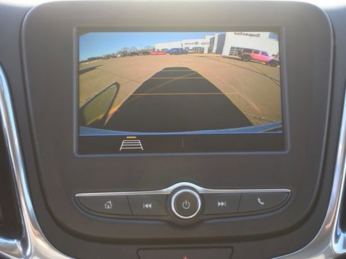 Used 2019 Chevrolet Equinox LT image 26