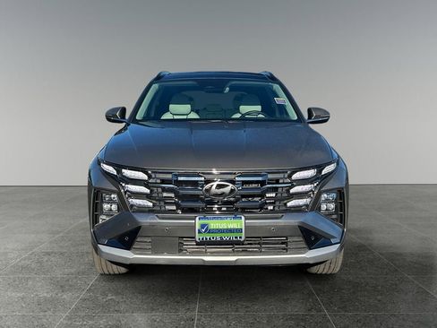 Used 2025 Hyundai Tucson Limited AWD/4WD image 2