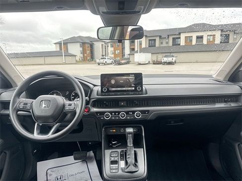 Used 2024 Honda CR-V EX image 27
