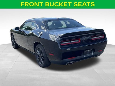 Used 2022 Dodge Challenger SXT w/ Blacktop Package AWD/4WD image 10