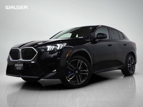Used 2025 BMW X2 xDrive28i image 1