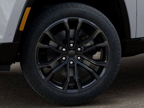 New 2026 Jeep Grand Wagoneer Summit w/ Premium Group III AWD/4WD image 8