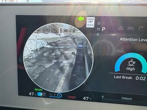 Used 2024 Hyundai Ioniq 5 Limited image 25