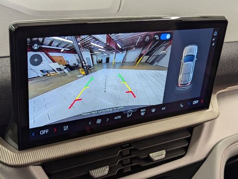 New 2026 Ford Explorer Active w/ Active Comfort Package image 30