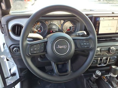 New 2026 Jeep Gladiator Sport image 5