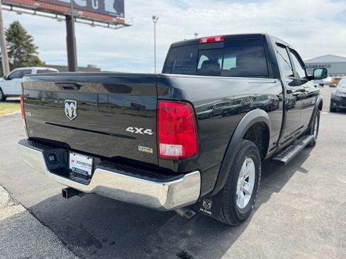 Used 2017 RAM 1500 Classic SLT AWD/4WD image 38