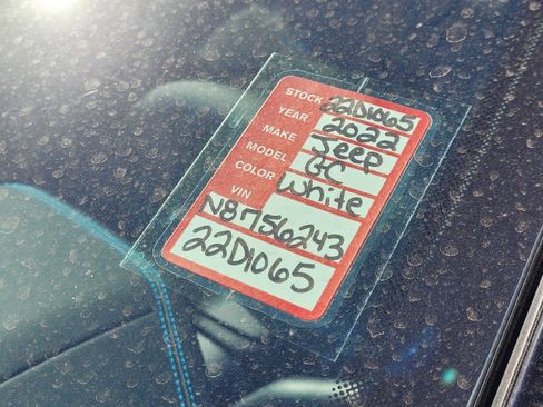 New 2022 Jeep Grand Cherokee Trailhawk w/ Advanced Protech Group II image 18