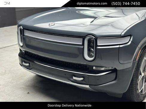 Used 2023 Rivian R1T Adventure image 10