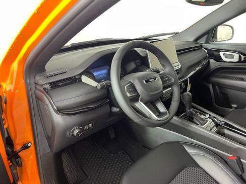 New 2026 Jeep Compass Latitude w/ Sun and Sound Group AWD/4WD image 2