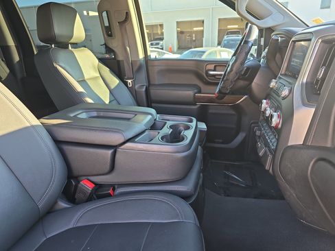 Used 2022 GMC Sierra 2500 SLT w/ X31 Off-Road Package image 10