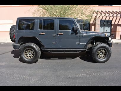 Used 2017 Jeep Wrangler Unlimited Rubicon w/ Connectivity Group