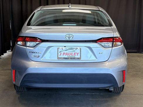 Certified 2024 Toyota Corolla LE image 28