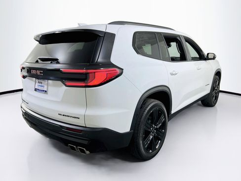 Used 2024 GMC Acadia Elevation w/ Black Edition image 5