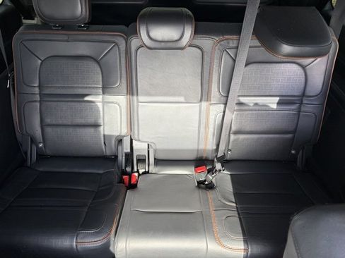 Used 2023 Lincoln Navigator L Black Label image 10