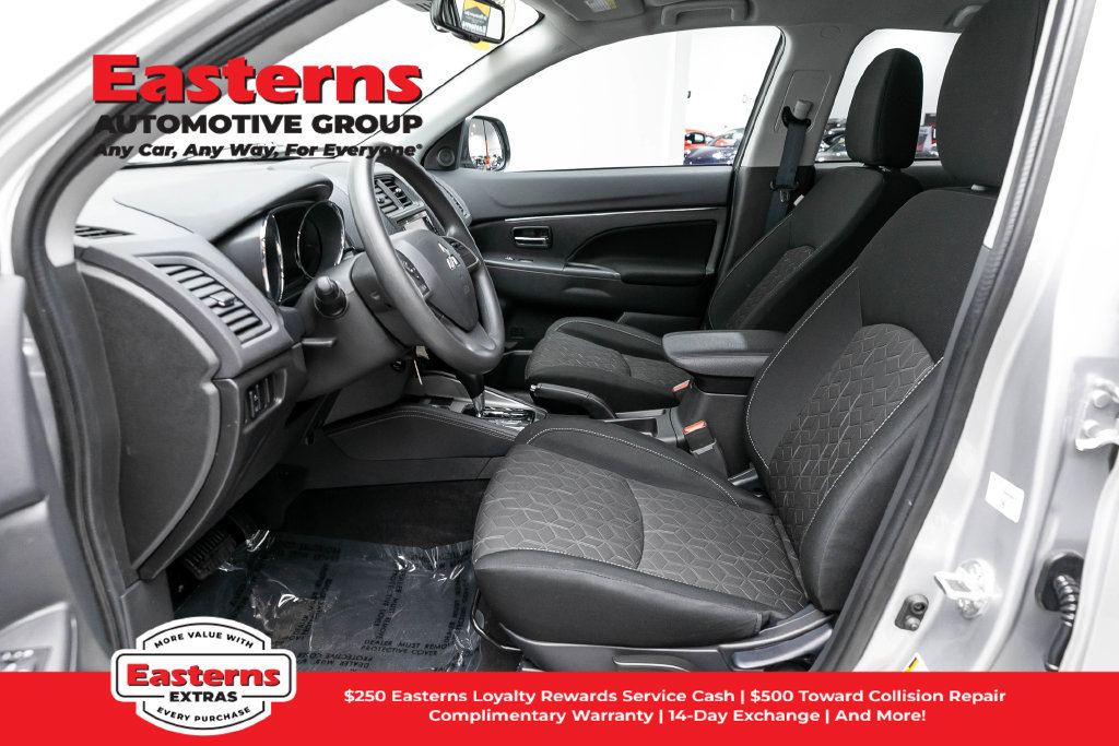 Used 2025 Mitsubishi Outlander Sport SE AWD/4WD image 15