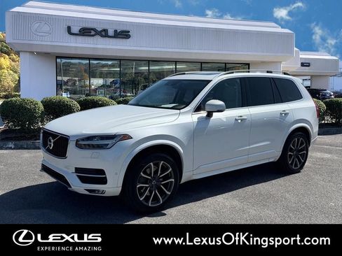 Used 2018 Volvo XC90 T6 Momentum w/ Convenience Package AWD/4WD image 1