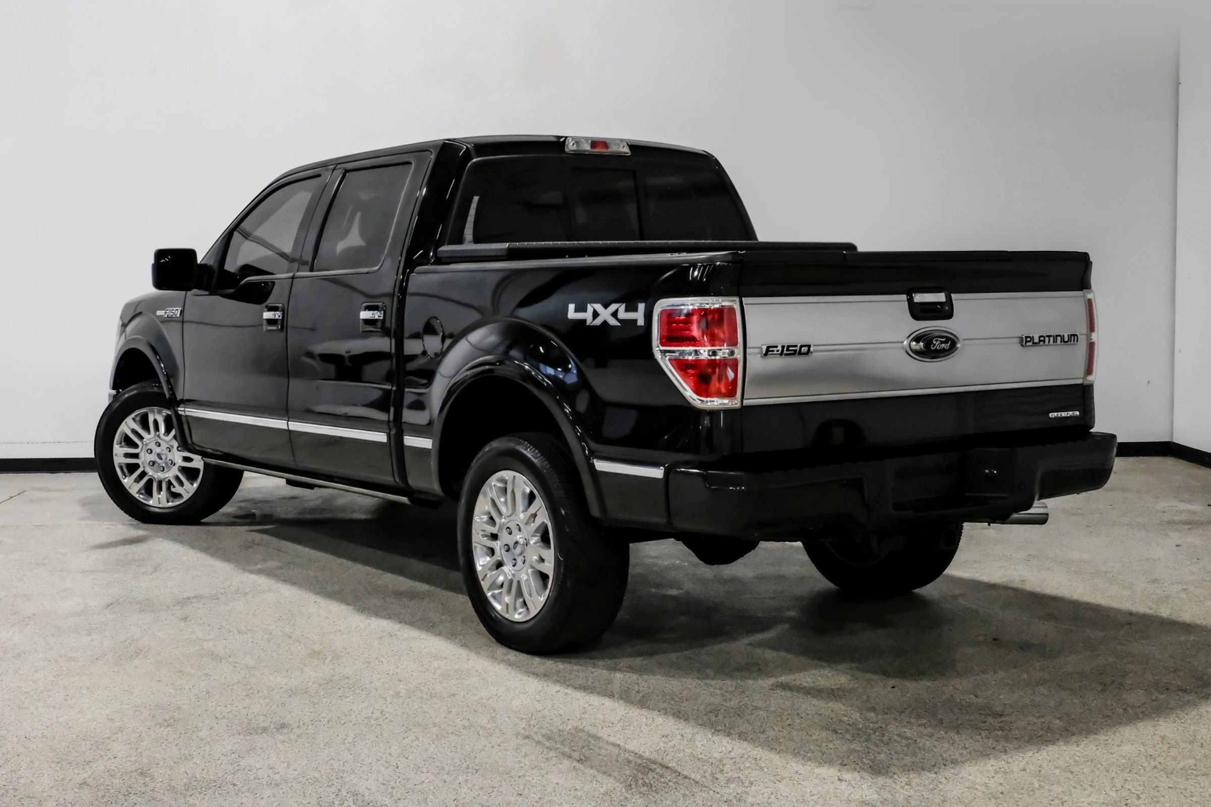 Used 2014 Ford F150 Platinum AWD/4WD image 8