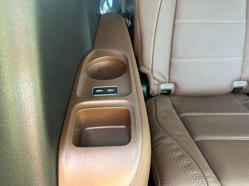 Used 2026 Mercedes-Benz GLS 450 4MATIC image 27