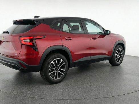 Used 2025 Chevrolet TrailBlazer LT image 9