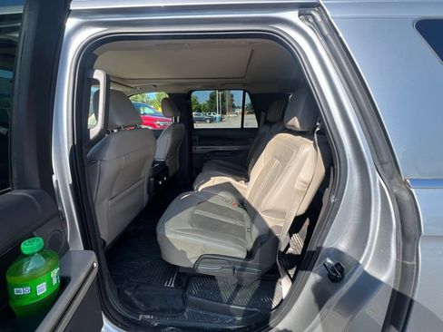 Used 2021 Ford Expedition Max Limited AWD/4WD image 7