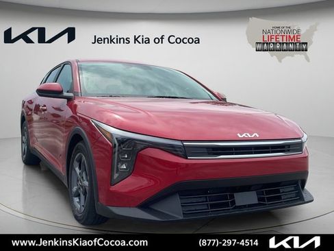 New 2026 Kia K4 FWD image 2
