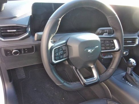 Used 2025 Ford Mustang GT Premium RWD image 21