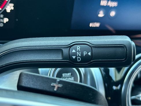 Used 2024 Mercedes-Benz GLB 250 image 18