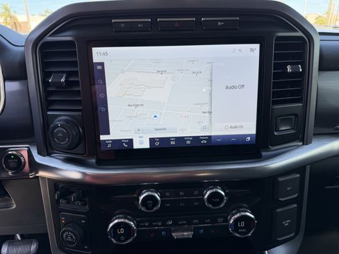 Used 2021 Ford F150 Lariat w/ Max Trailer Tow Package image 21