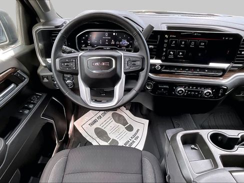 Used 2023 GMC Sierra 1500 Elevation AWD/4WD image 6