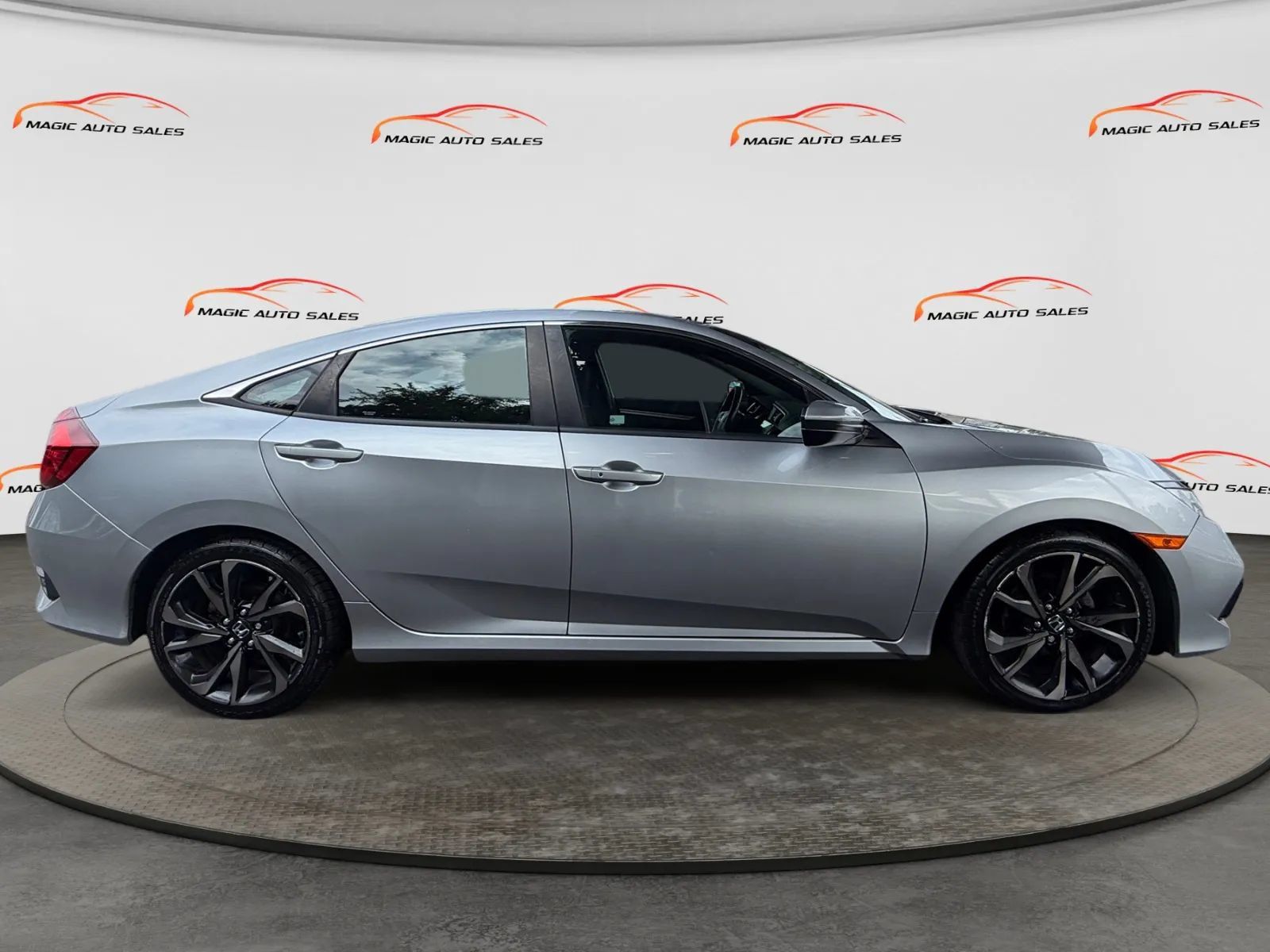 Used 2020 Honda Civic Sport image 6
