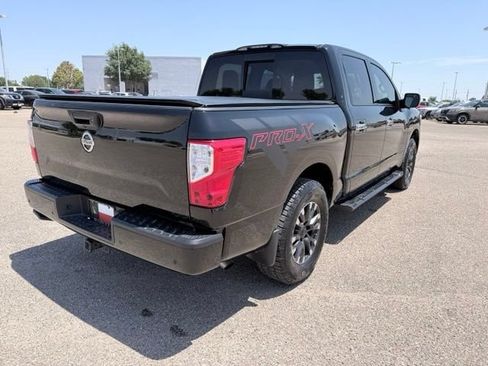 Used 2020 Nissan Titan SV w/ SV Convenience Package RWD image 6