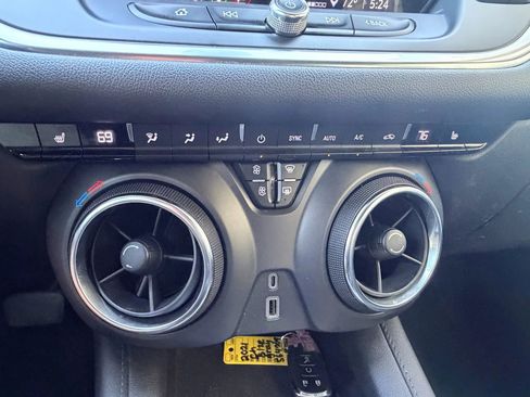 Used 2021 Chevrolet Blazer LT image 9