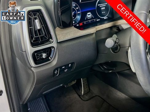 Certified 2023 Kia Sorento SX Prestige image 21