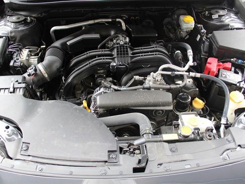 Used 2023 Subaru Outback Limited image 36