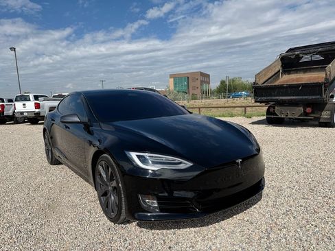 Used 2019 Tesla Model S Performance AWD/4WD image 2