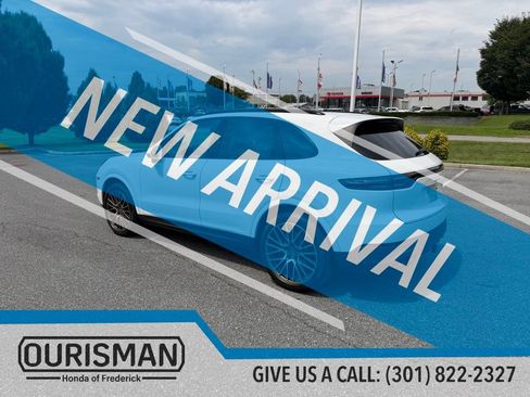Used 2023 Porsche Cayenne Platinum Edition AWD/4WD image 6