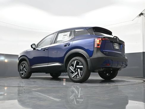 Used 2026 Nissan Kicks SV FWD image 24