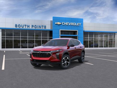 New 2026 Chevrolet Trax RS w/ Driver Confidence Package image 8