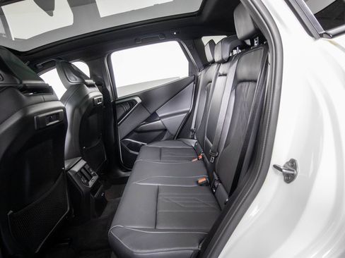 Used 2025 BMW X3 xDrive30i image 11