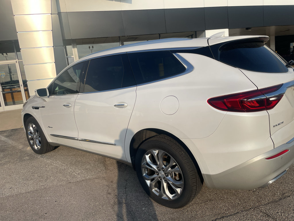 Used 2018 Buick Enclave Avenir w/ Avenir Technology Package AWD/4WD image 7