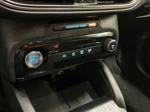 Used 2024 Ford Escape Base image 21