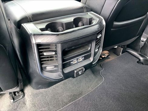 Used 2024 RAM 1500 Laramie AWD/4WD image 25