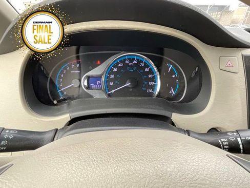 Used 2014 Toyota Sienna XLE image 15
