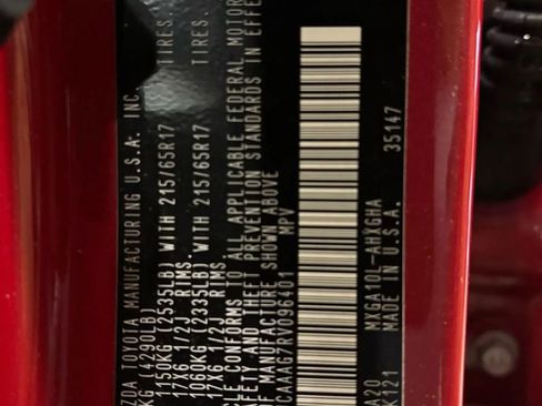 Used 2024 Toyota Corolla Cross LE image 51