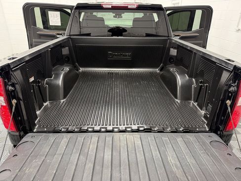 Used 2023 Chevrolet Silverado 1500 LT AWD/4WD image 26