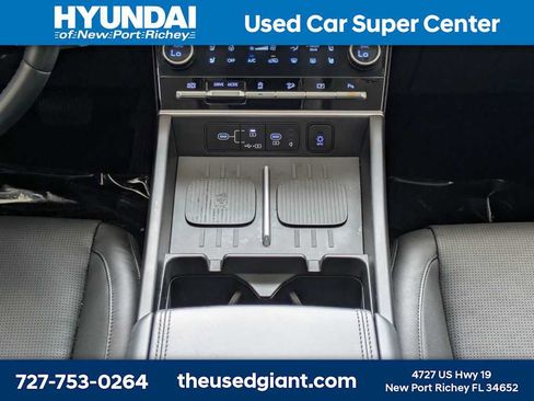 Used 2025 Hyundai Santa Fe Limited FWD image 26